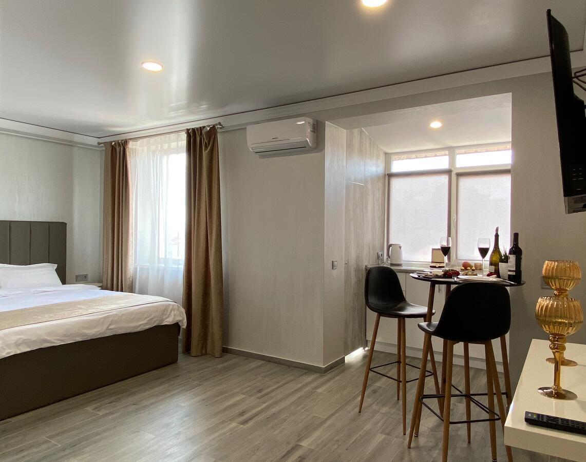 Apart Reserve Central อิวาโน-ฟรานกิฟสเก ภายนอก รูปภาพ